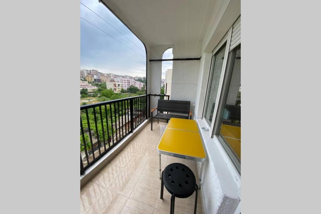 Sunny Apartment By The River Санданський Екстер'єр фото